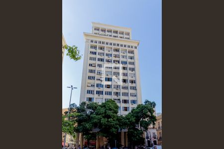 Studio à venda com 35m², 1 quarto e sem vaga Studio à venda com 35m², 1 quarto e sem vagaFachada