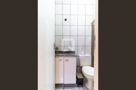 Casa de condomínio à venda com 126m², 3 quartos e 1 vaga Casa de condomínio à venda com 126m², 3 quartos e 1 vagaBanheiro