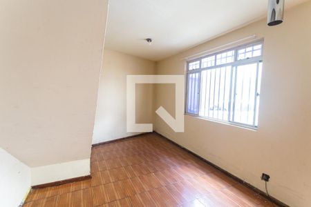 Sala de casa de condomínio à venda com 2 quartos, 77m² em Palmares, Belo Horizonte
