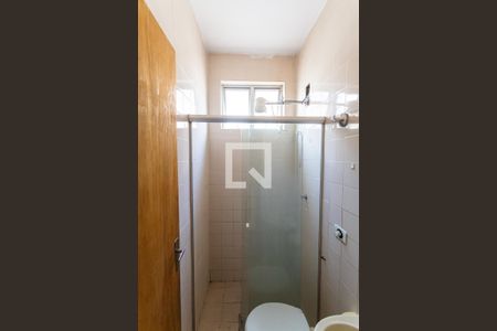 Casa de condomínio à venda com 77m², 2 quartos e 2 vagasBanheiro Social