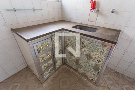 Casa de condomínio à venda com 77m², 2 quartos e 2 vagasArmário da Cozinha