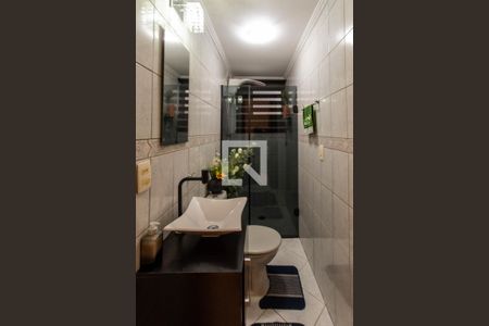 Banheiro de apartamento à venda com 2 quartos, 75m² em Vila Hulda, Guarulhos