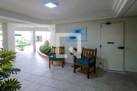 Apartamento à venda com 84m², 2 quartos e 1 vagaHall