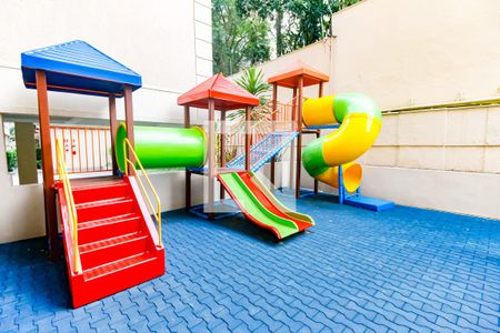 Apartamento à venda com 69m², 3 quartos e 1 vagaÁrea comum - Playground