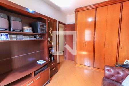 Apartamento à venda com 114m², 3 quartos e 3 vagasQuarto 2