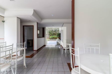 Apartamento à venda com 114m², 3 quartos e 3 vagasÁrea comum - Salão de festas