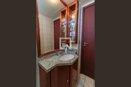 Apartamento à venda com 114m², 3 quartos e 3 vagasBanheiro Corredor