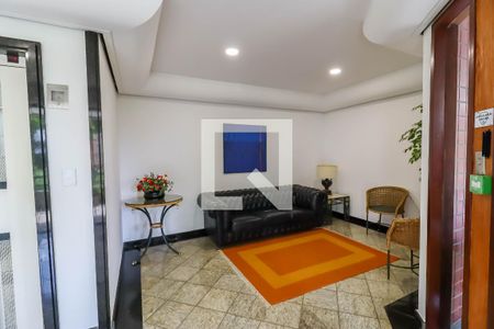 Apartamento à venda com 114m², 3 quartos e 3 vagasHall social