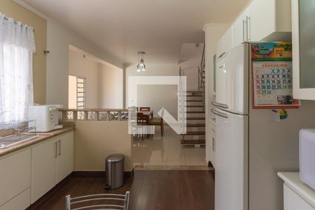 Casa à venda com 240m², 3 quartos e 2 vagasCozinha