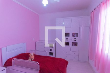 Casa à venda com 240m², 3 quartos e 2 vagasQuarto