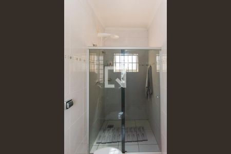 Casa à venda com 240m², 3 quartos e 2 vagasBanheiro da Suíte 2