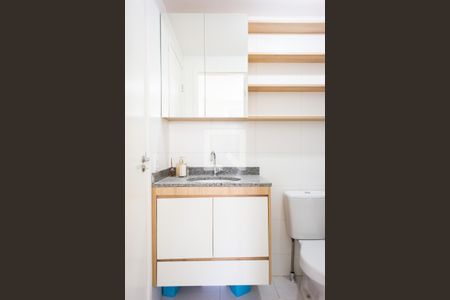 Banheiro de apartamento para alugar com 2 quartos, 34m² em Mooca, São Paulo