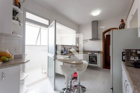 Apartamento à venda com 380m², 3 quartos e 5 vagas Apartamento à venda com 380m², 3 quartos e 5 vagasCozinha