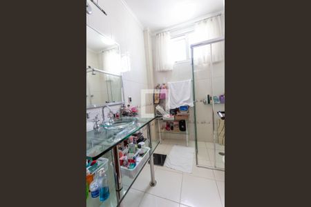 Apartamento à venda com 380m², 3 quartos e 5 vagas Apartamento à venda com 380m², 3 quartos e 5 vagasBanheiro Social