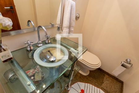 Apartamento à venda com 380m², 3 quartos e 5 vagas Apartamento à venda com 380m², 3 quartos e 5 vagasLavabo Social