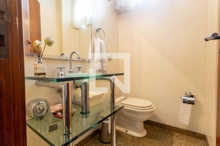 Apartamento à venda com 380m², 3 quartos e 5 vagas Apartamento à venda com 380m², 3 quartos e 5 vagasLavabo Social