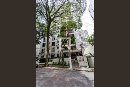 Apartamento à venda com 380m², 3 quartos e 5 vagas Apartamento à venda com 380m², 3 quartos e 5 vagasFachada