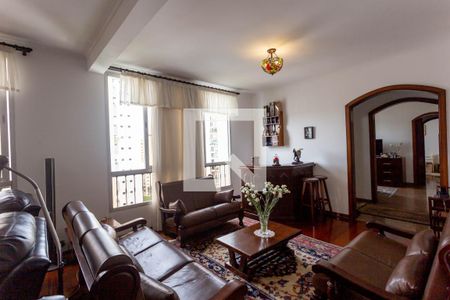 Apartamento à venda com 380m², 3 quartos e 5 vagas Apartamento à venda com 380m², 3 quartos e 5 vagasSala 1