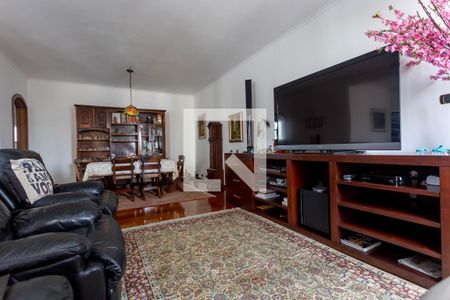 Apartamento à venda com 380m², 3 quartos e 5 vagas Apartamento à venda com 380m², 3 quartos e 5 vagasSala 1