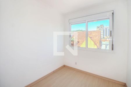 Quarto 1 de apartamento para alugar com 2 quartos, 60m² em São João, Porto Alegre