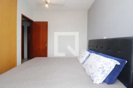 Casa de condomínio à venda com 239m², 3 quartos e 5 vagasQuarto 1 - Suíte