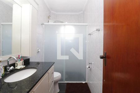 Casa de condomínio à venda com 239m², 3 quartos e 5 vagasBanheiro Social