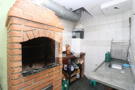 Casa de condomínio à venda com 239m², 3 quartos e 5 vagasChurrasqueira