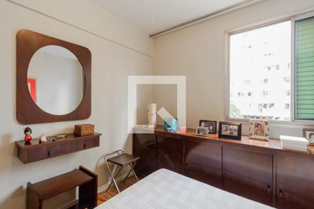 Suíte  de apartamento à venda com 3 quartos, 107m² em Vila Uberabinha, São Paulo