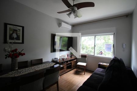 Sala de apartamento à venda com 3 quartos, 74m² em Agronomia, Porto Alegre