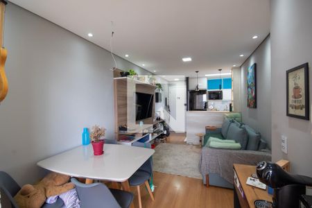 Sala de apartamento à venda com 2 quartos, 48m² em Santa Maria, Osasco