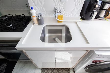 Apartamento à venda com 48m², 2 quartos e 1 vagaCozinha e Área de Serviço