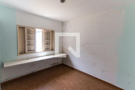 Casa à venda com 216m², 3 quartos e 3 vagasQuarto de Serviço