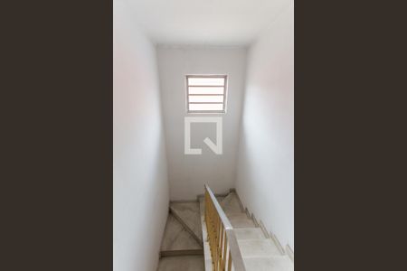 Casa à venda com 216m², 3 quartos e 3 vagasEscada 