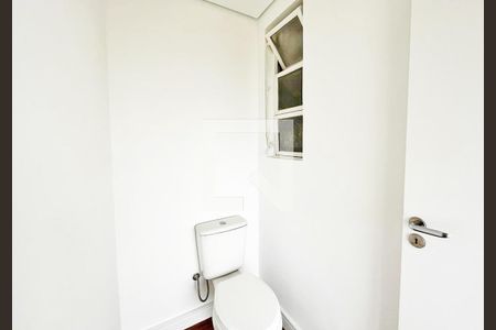 Apartamento à venda com 222m², 3 quartos e 2 vagas Apartamento à venda com 222m², 3 quartos e 2 vagasLavabo