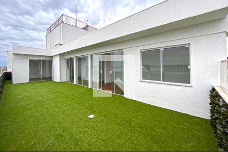 Apartamento à venda com 222m², 3 quartos e 2 vagas Apartamento à venda com 222m², 3 quartos e 2 vagasTerraço Aberto