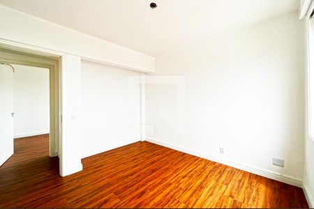 Apartamento à venda com 222m², 3 quartos e 2 vagas Apartamento à venda com 222m², 3 quartos e 2 vagasQuarto 2