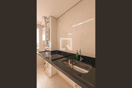 Sala/Cozinha de apartamento à venda com 2 quartos, 40m² em Vila São João, Guarulhos