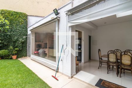 Casa para alugar com 5 quartos, 500m² em Pacaembu, São Paulo