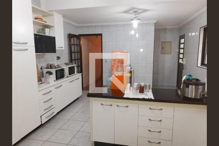 Casa à venda com 267m², 3 quartos e 4 vagas
