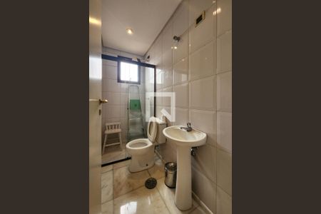 Apartamento para alugar com 450m², 4 quartos e 6 vagasBanheiro de serviço