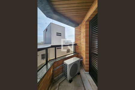 Apartamento para alugar com 450m², 4 quartos e 6 vagasSacada da Suíte 2