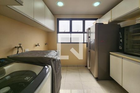 Apartamento para alugar com 450m², 4 quartos e 6 vagasÁrea de Serviço