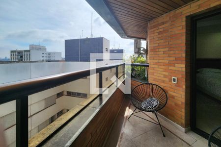 Apartamento para alugar com 450m², 4 quartos e 6 vagasSacada da Suíte 3