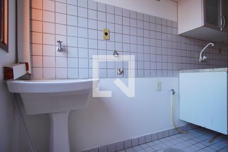 Apartamento para alugar com 74m², 3 quartos e 2 vagasCozinha  _Área  de serviço  
