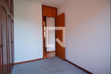 Quarto  1 de apartamento para alugar com 3 quartos, 74m² em Chácara das Pedras, Porto Alegre