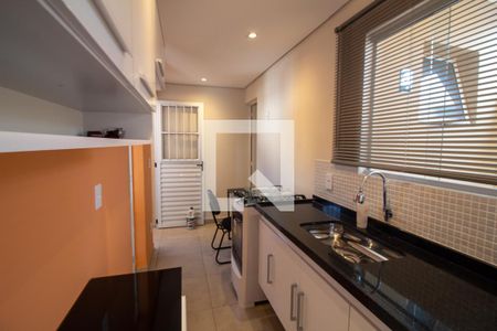 Cozinha de kitnet/studio para alugar com 1 quarto, 38m² em Chácara Santo Antônio (zona Sul), São Paulo