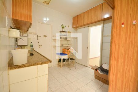 Apartamento para alugar com 145m², 3 quartos e sem vagaCozinha