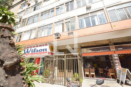 Apartamento para alugar com 145m², 3 quartos e sem vagaFachada