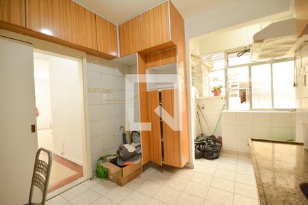 Apartamento para alugar com 145m², 3 quartos e sem vagaCozinha