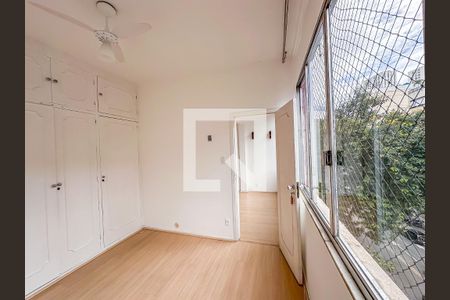 Quarto 1 de apartamento para alugar com 3 quartos, 145m² em Laranjeiras, Rio de Janeiro